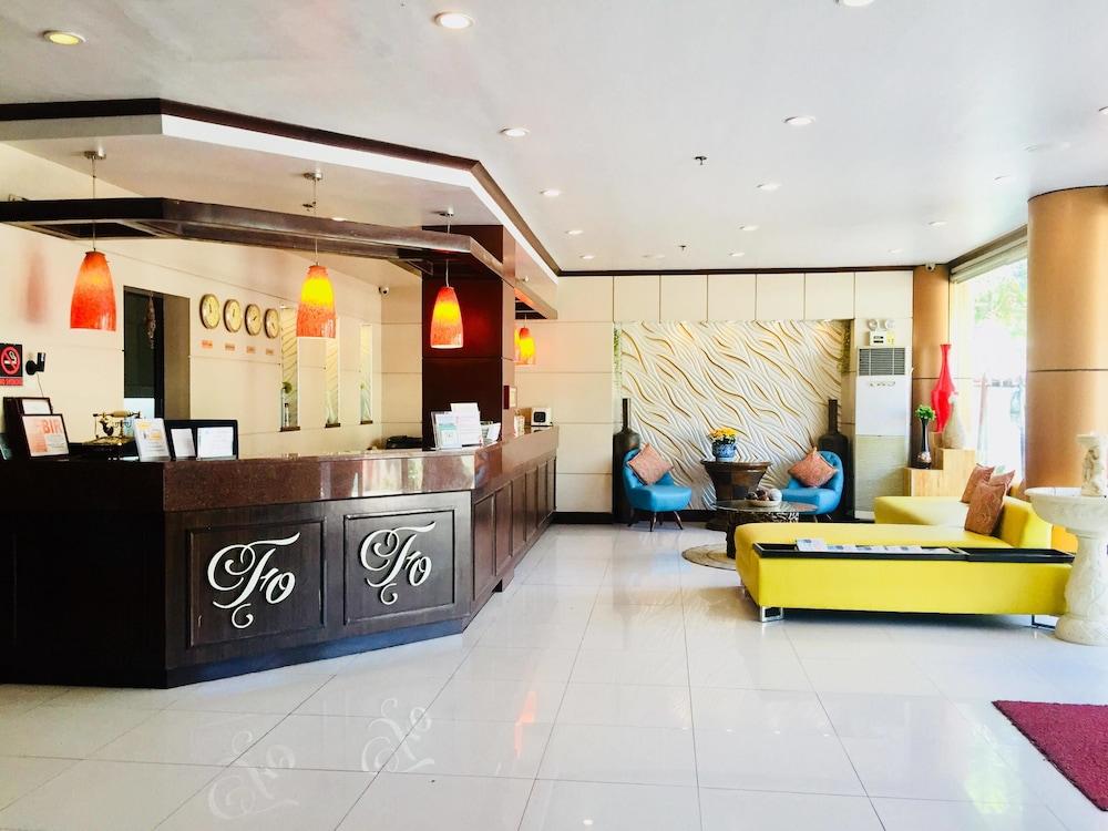 Fuente Oro Business Suites Cebu Powered By Cocotel Exteriér fotografie